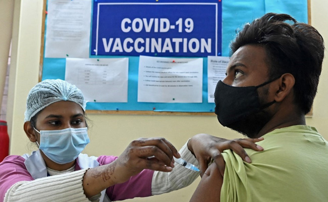 To Stop 3rd Wave, India Needs 8.6 Million Jabs A Day. Actual Rate Is...
