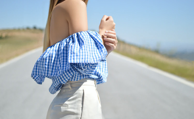 Ace Casual Looks Incredibly With These Pretty Tops