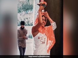 प्रियंका चोपड़ा को लेकर खुला राज, क्वारंटीन के दौरान गई थीं नए घर में और यूं किया था गृह प्रवेश- देखें Photos प्रियंका चोपड़ा को लेकर खुला राज, क्वारंटीन के दौरान गई थीं नए घर में और यूं किया था गृह प्रवेश- देखें Photos