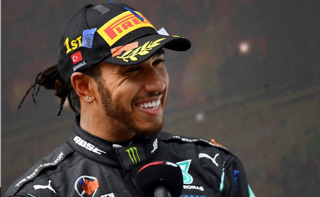 F1: Mercedes Wants Clarity From Hamilton Over 2022 Immediately