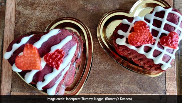 Red Velvet Whoopie Pie