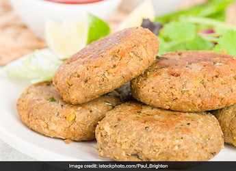 Indian Cooking Tips: How To Make Chicken Galouti Kababs, Awadhi-Style! Indian Cooking Tips: How To Make Chicken Galouti Kababs, Awadhi-Style!