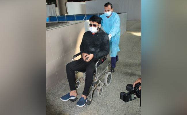 After Pics Of Wheelchair-Bound Kapil Sharma Go Viral, Fans Wish Him A Speedy Recovery
