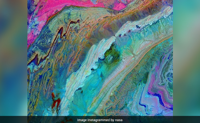 Nasa ने शेयर की मोरक्को की यह अद्भुत तस्वीर, क्या आप बता सकते हैं इसमें क्या दिख रहा है ?