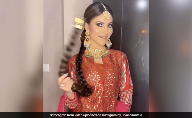 उर्वशी रौतेला पटियाला सूट पहन लंबी चोटी घुमाती आईं नजर, 'कलंक नहीं इश्क है' पर दिए क्यूट एक्सप्रेशंस