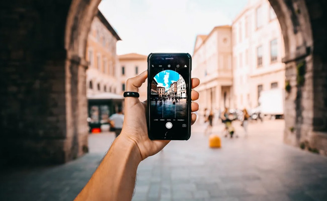 Amazon Fab Phone Fest: Upgrade To A New Phone Today With Up To 55% Off On Mobiles