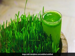 Wheatgrass juice: ब्लड प्रेशर में रामबाण से कम नहीं है व्हीटग्रास जूस का सेवन, जानें अन्य फायदे Wheatgrass juice: ब्लड प्रेशर में रामबाण से कम नहीं है व्हीटग्रास जूस का सेवन, जानें अन्य फायदे