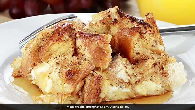 Ever Tried Baida Pav? This Street Food From Mumbai Will Become Your New Favourite Breakfast