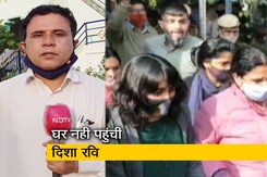 रिहाई के बावजूद बेंगलुरु में अपने घर नहीं पहुंचीं दिशा रवि रिहाई के बावजूद बेंगलुरु में अपने घर नहीं पहुंचीं दिशा रवि