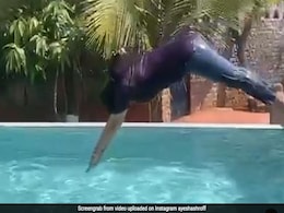 Tiger Shroff की मॉम आयशा श्रॉफ ने पूल में लगाई छलांग, शेयर किया Video Tiger Shroff की मॉम आयशा श्रॉफ ने पूल में लगाई छलांग, शेयर किया Video