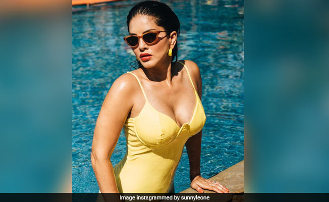 Sunny Leone Began Her Day At Work Like This. See Pics