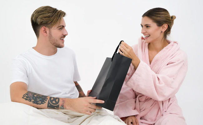 Valentine’s Day 2021: 10 Stylish And Unique Gifts For Your Man
