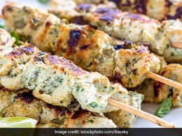 Love Chicken? Make Yummy Creamy Garlic Chicken To Amp Up Your Dinner Table