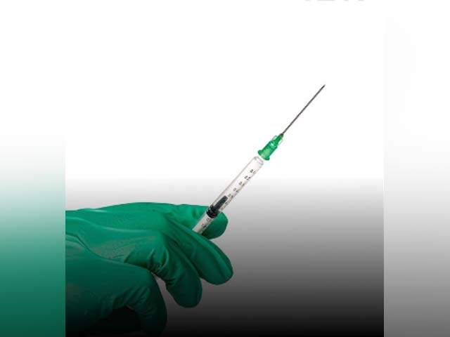 महाराष्ट्र : COVID-19 वैक्सीन की दूसरी डोज लेने के बाद शख्स की मौत