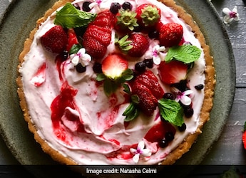From Strawberry Cheesecake To Jam: Make 5 Yummy Strawberry Desserts From Strawberry Cheesecake To Jam: Make 5 Yummy Strawberry Desserts