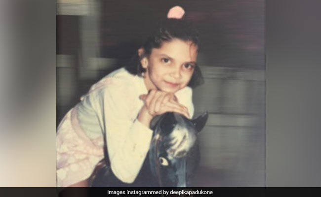 Deepika Padukone Joins This Meme Party. Sorry, We Mean "Pawri"