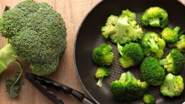 Why Your Broccoli Never Tastes Like It Does In Restaurants