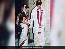 On Mahesh Babu And Namrata Shirodkar's Anniversary, Here's A Throwback From Their Wedding On Mahesh Babu And Namrata Shirodkar's Anniversary, Here's A Throwback From Their Wedding