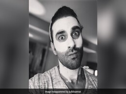 Pulkit Samrat Has Been Following Girlfriend Kriti Kharbanda's "Skincare Advice." Her Epic Response Pulkit Samrat Has Been Following Girlfriend Kriti Kharbanda's "Skincare Advice." Her Epic Response