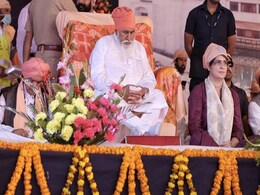 आपसी प्रेम, सद्भाव और एक-दूसरे की सेवा की ख्वाहिश राजनीति में भी कायम रहे : प्रियंका गांधी आपसी प्रेम, सद्भाव और एक-दूसरे की सेवा की ख्वाहिश राजनीति में भी कायम रहे : प्रियंका गांधी