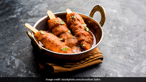 Make Restaurant-Style Soya Chaap Curry And Roomali Roti For An In-House Feast