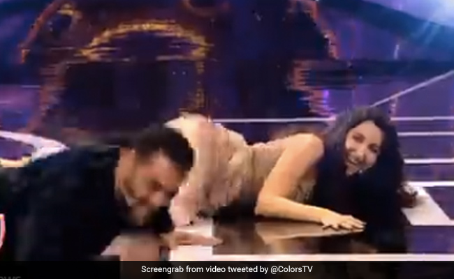 सलमान खान ने Nora Fatehi संग किया 'गर्मी' सॉन्ग पर डांस, देखें वायरल Video