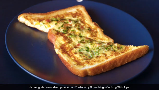 Watch: Quick 2-Min Egg Sandwich Recipe For Protein-Rich Breakfast