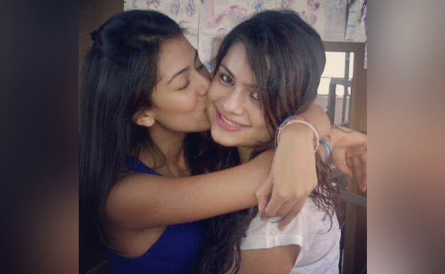 Valentine's Day 2021: Guess Who Mira Rajput Speed Dials During "The Most Awkward Moments"?