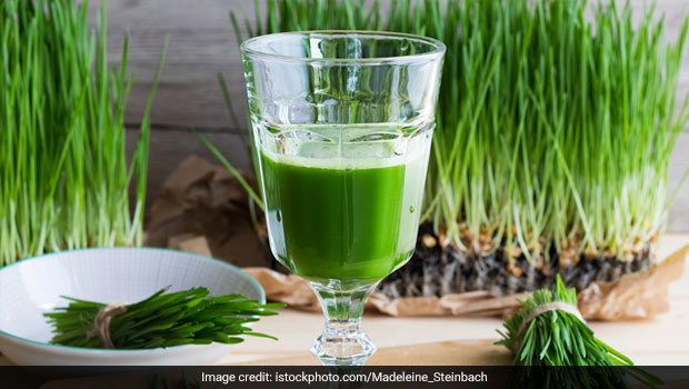 Barley grass juice contains essential vitamins and minerals, such as vit C, iron, and antioxidants