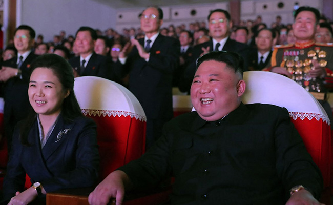 Kim Jong Un's Wife Reappears After Unusual 1-Year Absence
