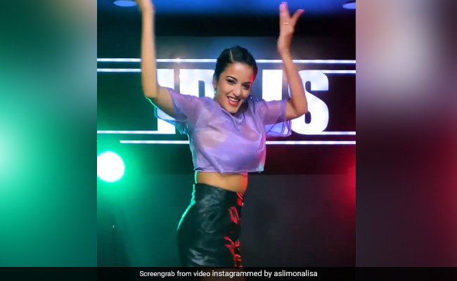 Monalisa ने 'दीदार दे' सॉन्ग पर किया लाजवाब डांस, एक्ट्रेस का Video हुआ वायरल