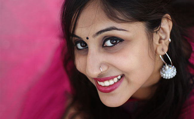 Add A Desi Touch To Your Outfits With These Sparkly Nose Rings