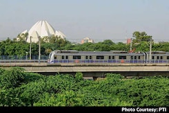 Delhi Metro Stations Reopen After Being Shut For Farmers' "<i>Chakka Jam</i>" Delhi Metro Stations Reopen After Being Shut For Farmers' "<i>Chakka Jam</i>"