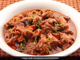 Gosht Ka Salan Recipe: This Hyderabadi-Style Mutton Curry Will Leave You Drooling