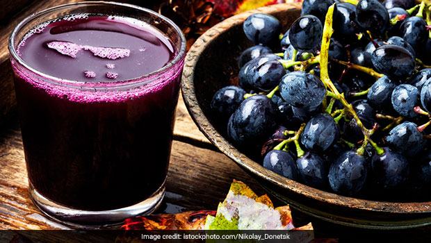 Skin Care: This Pulpy Grape Juice May Help Reduce All Your Skin Problems (Recipe Inside)