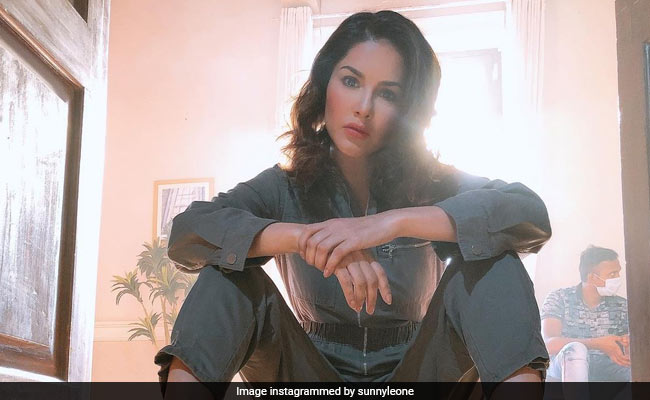 Mia Khalifa के बाद Sunny Leone भी करने लगीं ट्विटर पर ट्रेंड, एक्ट्रेस का फूड Video हुआ वायरल