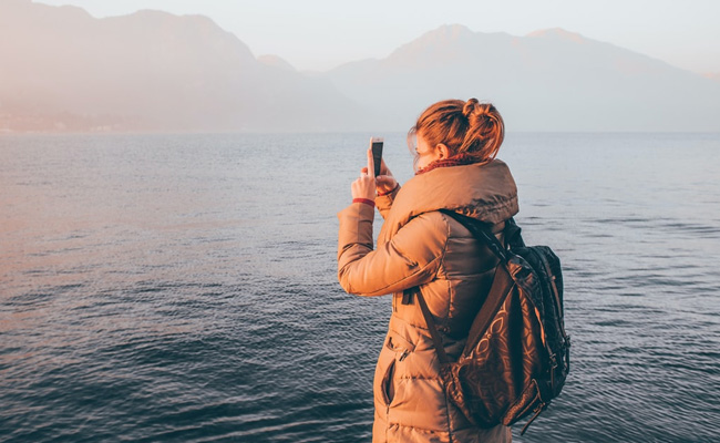 Valentine&rsquo;s Day 2021:  7 Unique Gifts For Every Travel Lover