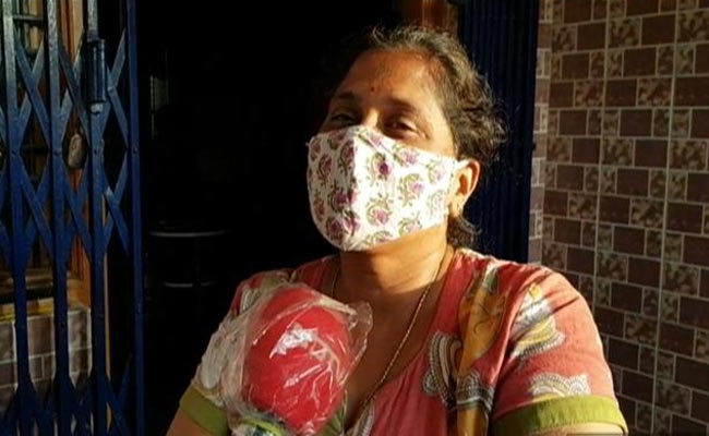 "मैं उसे गले लगाना और खाना खिलाना चाहती हूं..." : दिशा रवि की मां ने की NDTV से बात