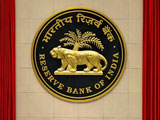 Top Courts Directs RBI To Finalise Regulations For Locker Management In Banks