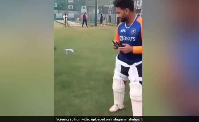 IND vs ENG: ऋषभ पंत ने अपने नए दोस्त के साथ शेयर किया Video, बोले- मिलिए स्पाइडी से'