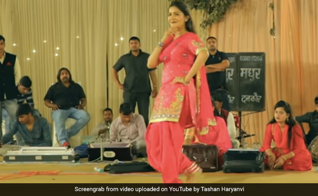 Sapna Choudhary Dance Video: सपना चौधरी ने 'रोटियां के टोटे' हरियाणवी सॉन्ग पर यूं किया डांस, देखें वीडियो