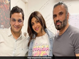 Shilpa Shetty's Pic With <i>Dhadkan</i> Co-Star Suniel Shetty Gets A Whole Lot Of Love On The Internet Shilpa Shetty's Pic With <i>Dhadkan</i> Co-Star Suniel Shetty Gets A Whole Lot Of Love On The Internet