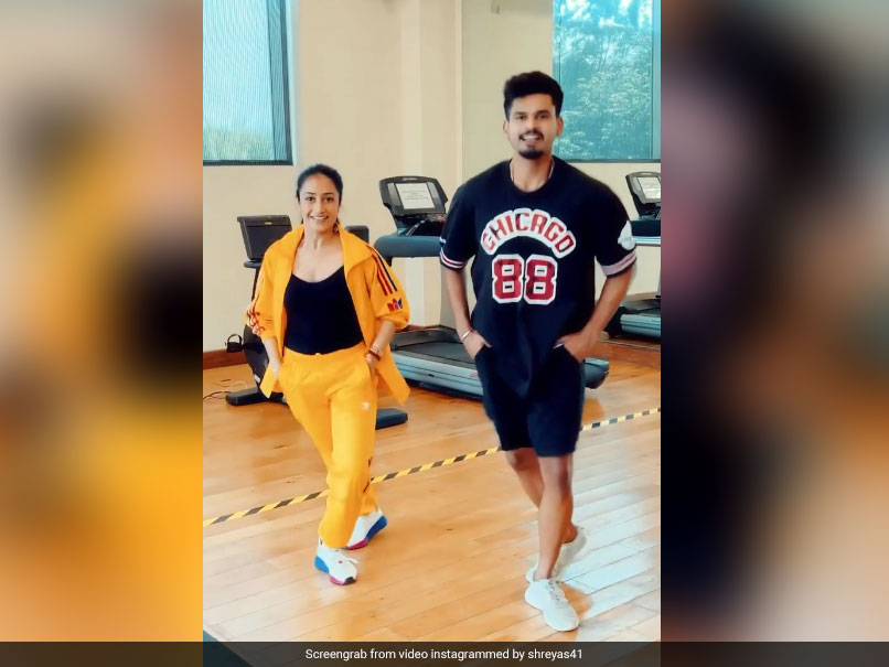 "Too Cool": Shreyas Iyers Dance With Dhanashree Verma Impresses Hardik Pandya. Watch