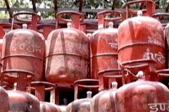 LPG Cylinder Price Up Rs. 25, Here's How Much You Pay For A Cylinder Now LPG Cylinder Price Up Rs. 25, Here's How Much You Pay For A Cylinder Now