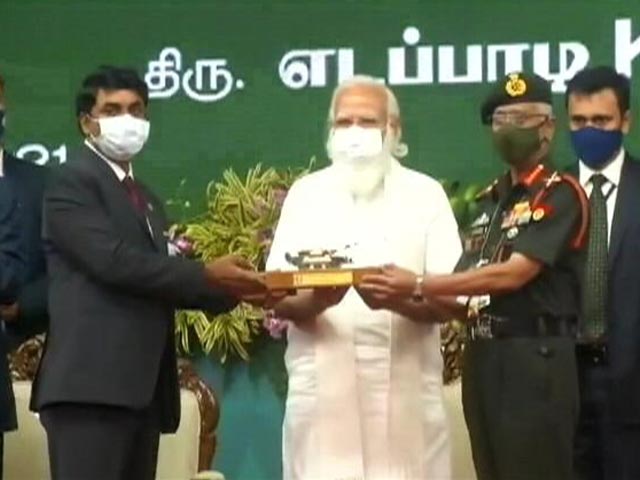 प्रधानमंत्री ने युद्धक टैंक ‘अर्जुन’ सेना को सौंपा; तमिलनाडु, केरल में बड़ी परियोजनाओं की नींव रखी