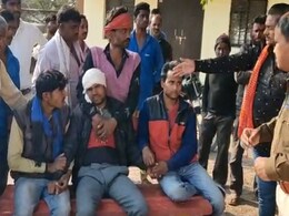 मध्यप्रदेश: छतरपुर जिले में जहरीली शराब पीने से चार की मौत, कई बीमार मध्यप्रदेश: छतरपुर जिले में जहरीली शराब पीने से चार की मौत, कई बीमार