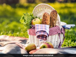 Picnic Special Recipes: पिकनिक के लिए बनाकर तैयार करें ये डिशेज, इनके जायके साथ आएगा Picnic का पूरा मजा Picnic Special Recipes: पिकनिक के लिए बनाकर तैयार करें ये डिशेज, इनके जायके साथ आएगा Picnic का पूरा मजा