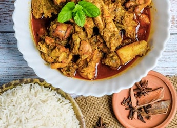 Love Spicy Food? Try These 7 Spicy Chicken Curries For Flavourful Meal Love Spicy Food? Try These 7 Spicy Chicken Curries For Flavourful Meal