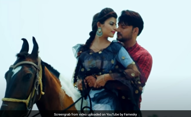 Ajay Hooda Haryanvi Song Suthri Si Chhori Video Viral On Internet ...