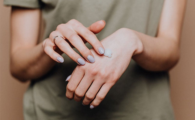 Nourishing Hand Creams To Save Your Hands From Dryness